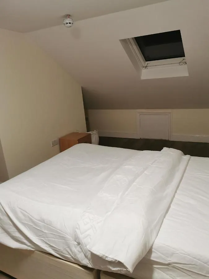 Glory House Hotel Ilford Guest house
