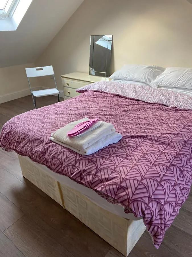 Guest house Glory House Hotel Ilford United Kingdom